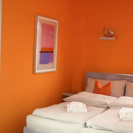 Komfort & Stil Fuer Job & Reise - 6 Personen Apartament *