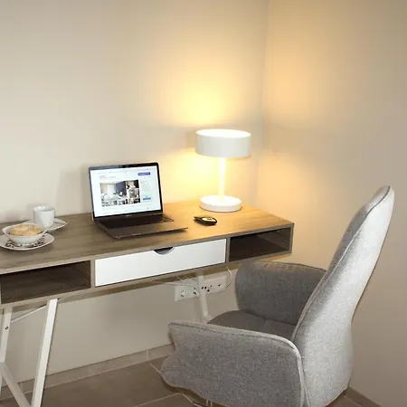 Apartment Komfort & Stil Fuer Job & Reise - 6 Personen
