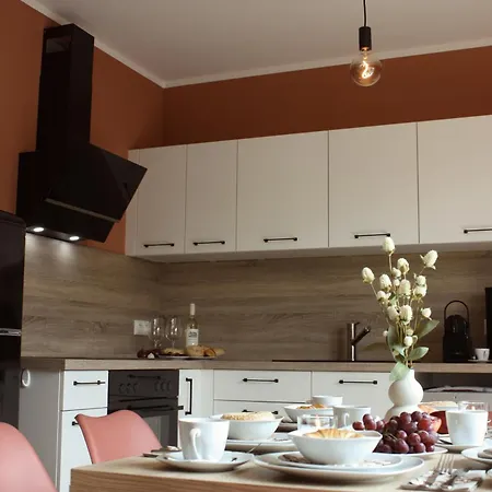 Komfort & Stil Fuer Job & Reise - 6 Personen Apartament *
