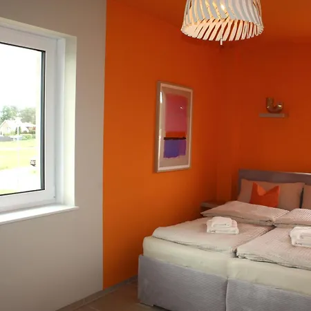 Komfort & Stil Fuer Job & Reise - 6 Personen * Soltau
